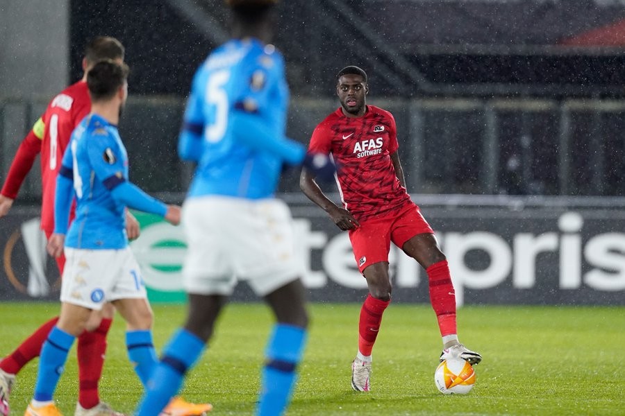 灯侯发山阅读答案-九游娱乐网站