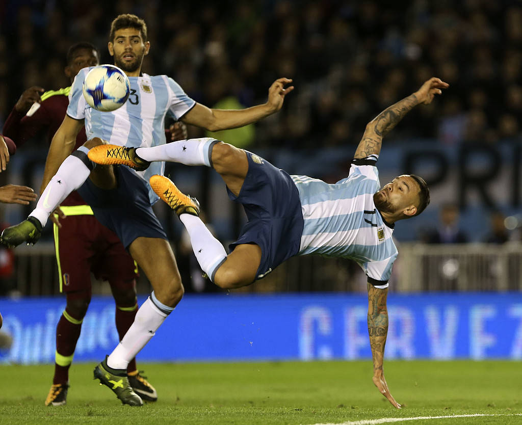 今晚塞维利亚备战法国杯；防线松动细节曝光；信心回归；年轻球员得到机会的简单介绍-九游官网app